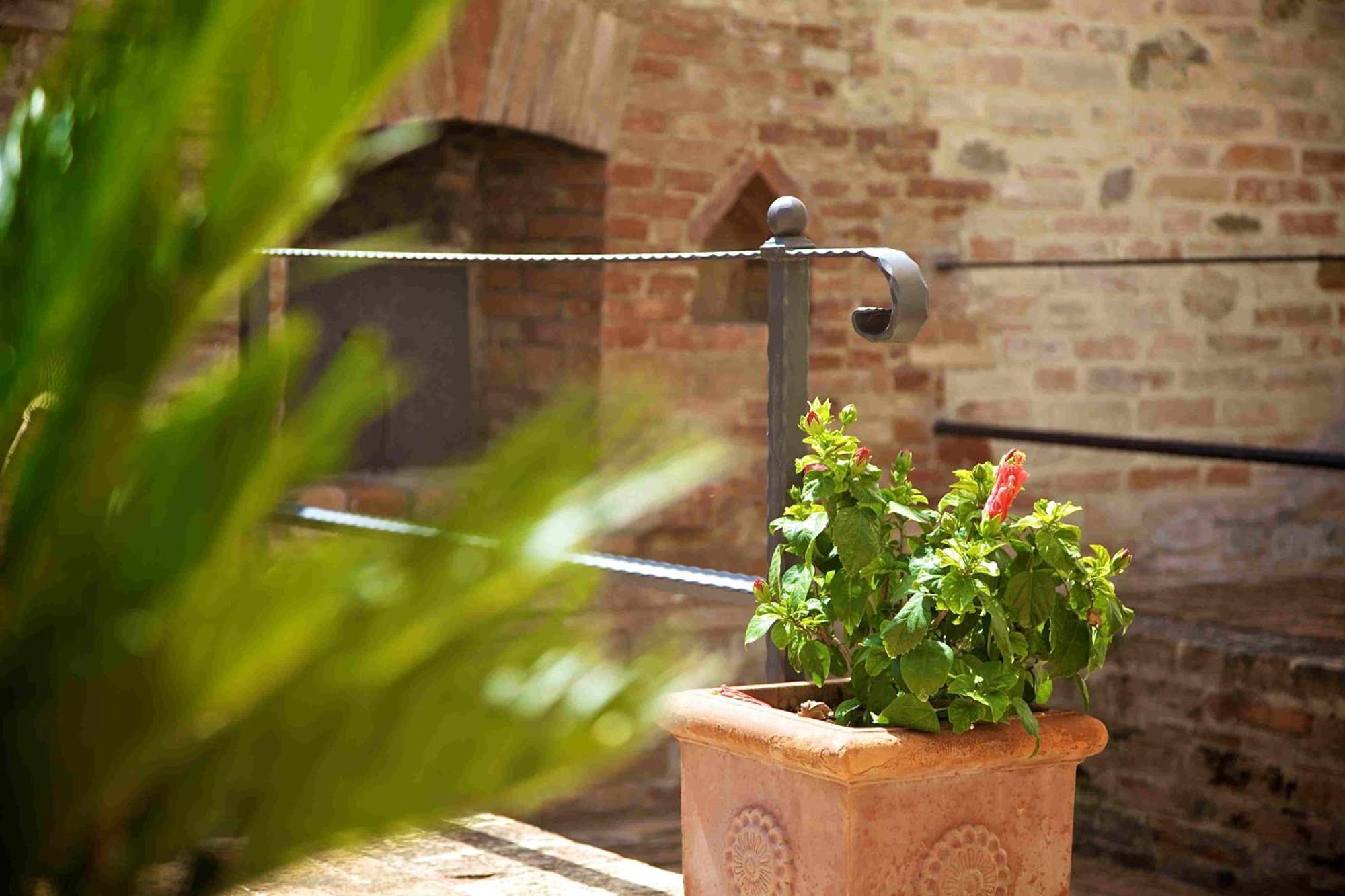 Hotel & Spa L'Antico Forziere Deruta Εξωτερικό φωτογραφία